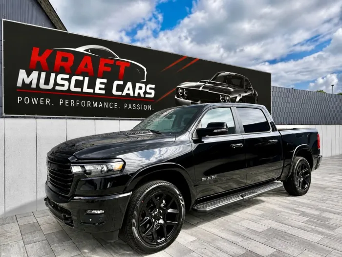 Dodge RAM 3.0 Hurrican Laramie Night-Harman+Panorama