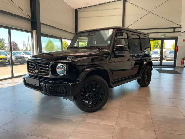 Mercedes-Benz G 450 d AMG Line Night+Fond+SUPERIOR+Alu22+Te...