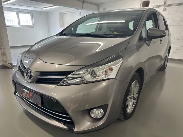 Toyota Verso SkyView Edition+Comfort-Paket Plus /StHzg