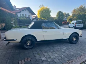 Peugeot 504