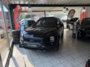 Mitsubishi Outlander Diamant Top PHEV 4WD Black