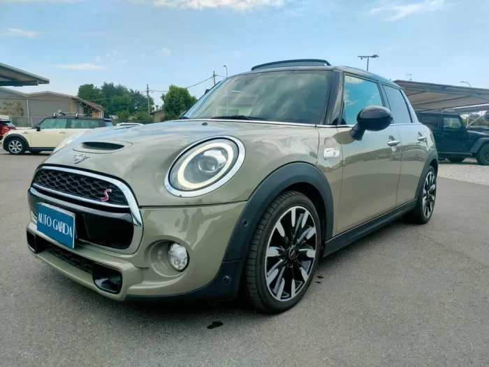 MINI Mini 2.0 Cooper SD aut. Hype 5 porte FULL OPTION