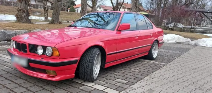 BMW E34 525i