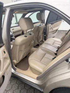 Mercedes-Benz E 320 ELEGANCE Elegance