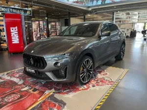 Maserati Levante Trofeo Pano+Acc+360°+22 Zoll+Voll