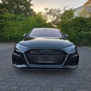 Audi RS4 Competition - 20