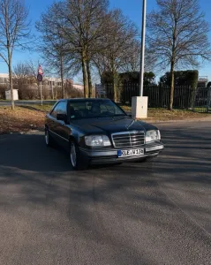 Mercedes-Benz Mercedes Benz W124 CE220 Benzin