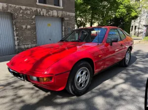 Porsche 924 S