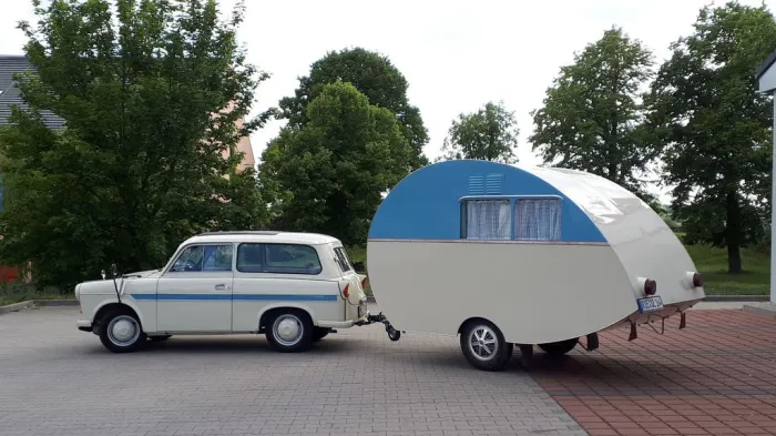 Trabant 600 camping