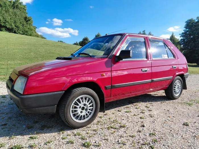 Skoda Favorit 135 LSE mit Euro 2