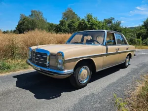 Mercedes-Benz 200 D /8 (W115)  Baujahr 19...