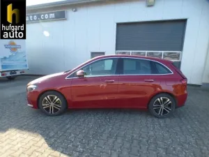 Mercedes-Benz B 220 d Line Advanced Plus Verkehrszeichen Assis