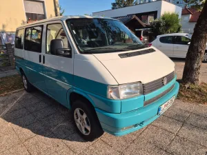 Volkswagen T4 Caravelle 2.0 Standard