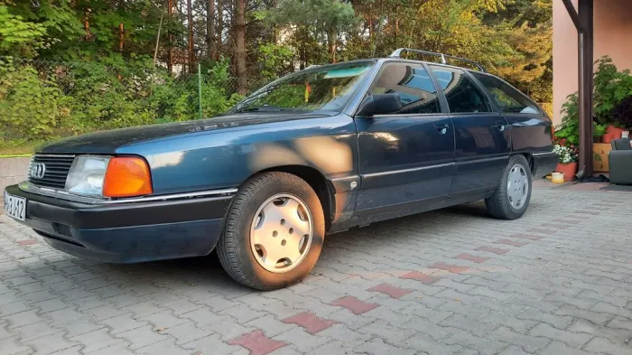 Audi 100 C3 Avant 2.3 