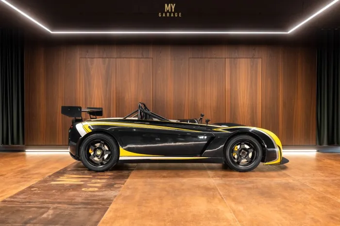 Lotus 211 - 2-Eleven - Chassis. Nr.051 - Full Service
