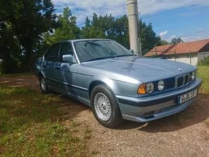 BMW E34 525i