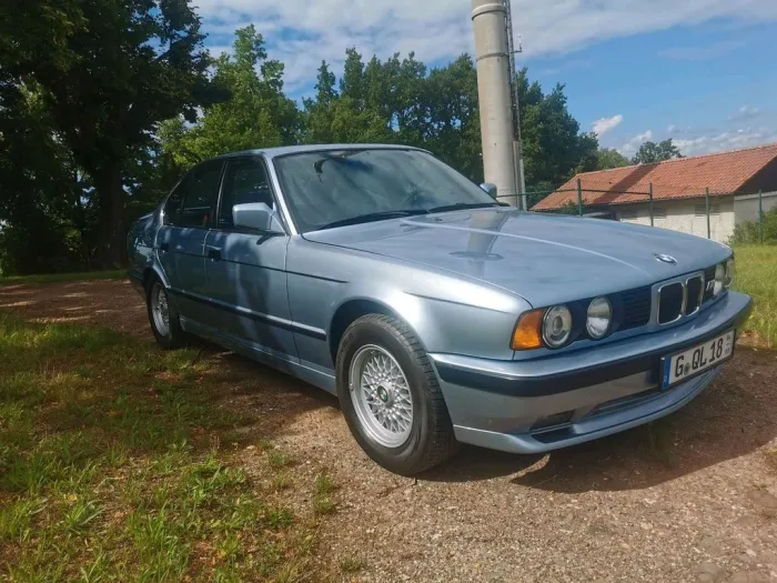 BMW E34 525i