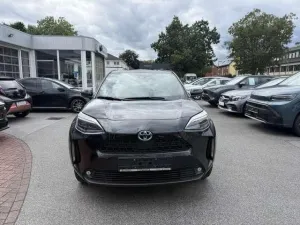Toyota Yaris Cross Hybrid FWD Team Deutschland