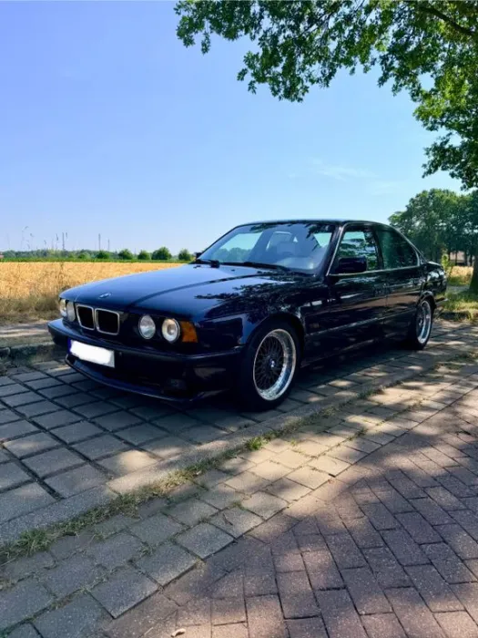 BMW 525i M Paket E34