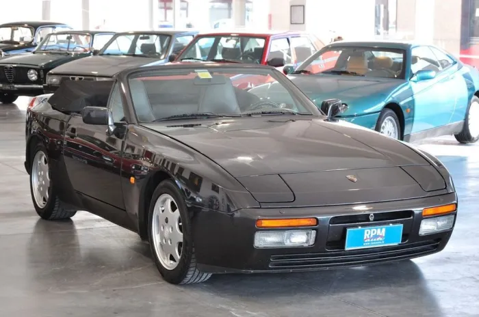 Porsche 944 S2 Cabriolet 3.0 ASI targa MI conser