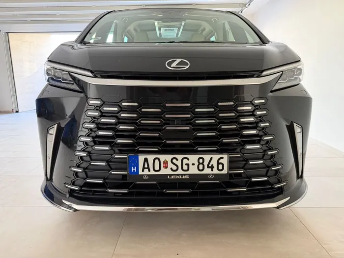 Lexus LM 350h Executive Executive