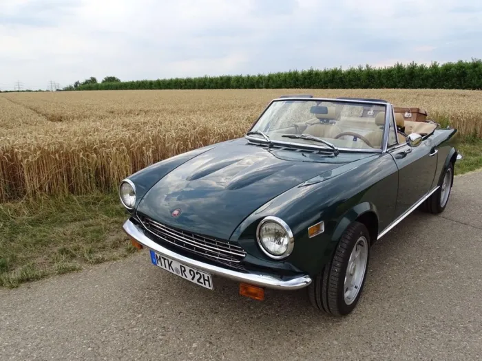 Fiat 124 Spider