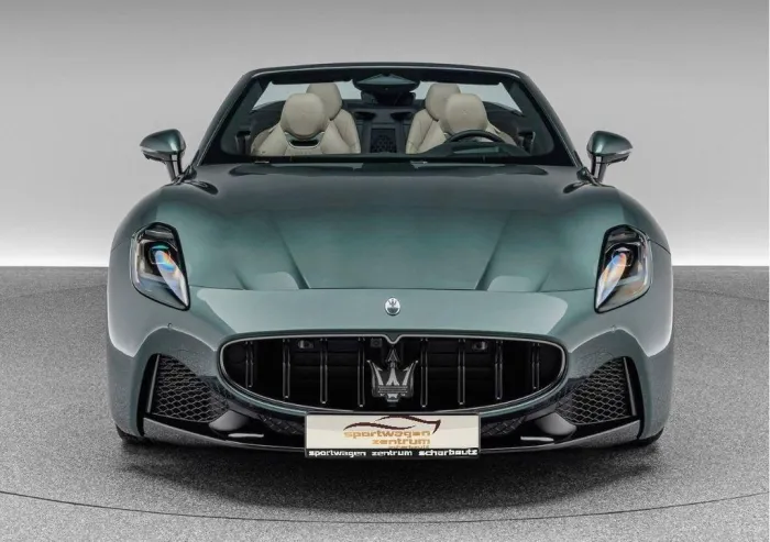 Maserati GranCabrio Modena VERDE GIADA + FUORISERIE