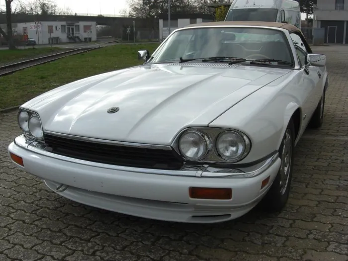 Jaguar XJS 4.0 Celebration Edition Unfallf...