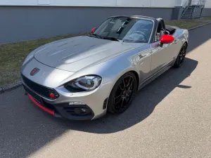 Abarth 124 Spider