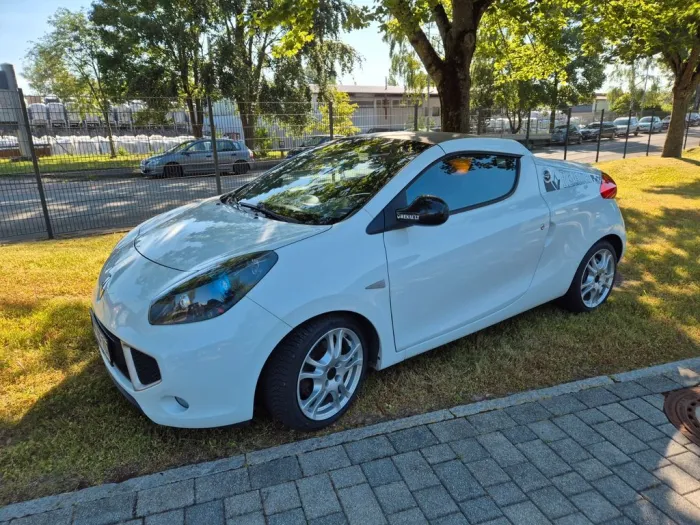Renault Wind Night&Day