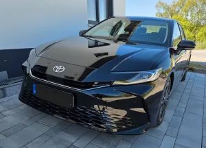 Toyota Camry 2.5 Hybrid XV 80 Pano / LED / Kamera / Led