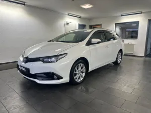 Toyota Auris Touring Sports Hybrid Team D