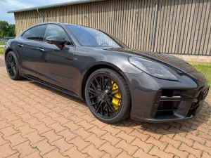 Porsche Panamera Turbo S E-Hybrid Nettopreis:218.067 EUR
