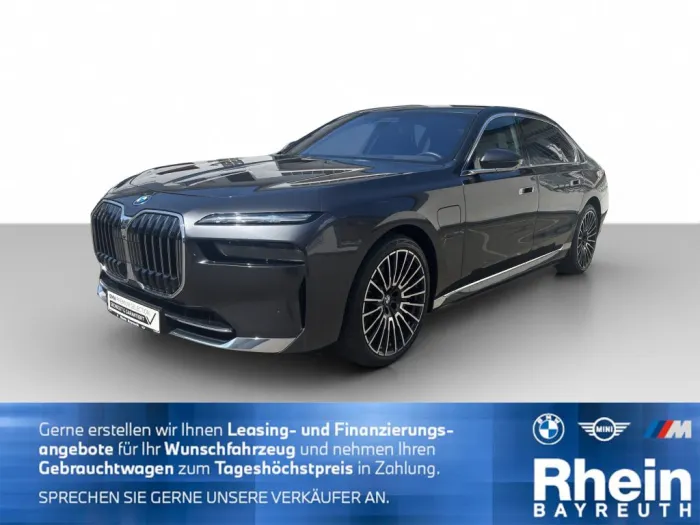 BMW 750e xDrive Limousine Executive Drive Pro PanGSD