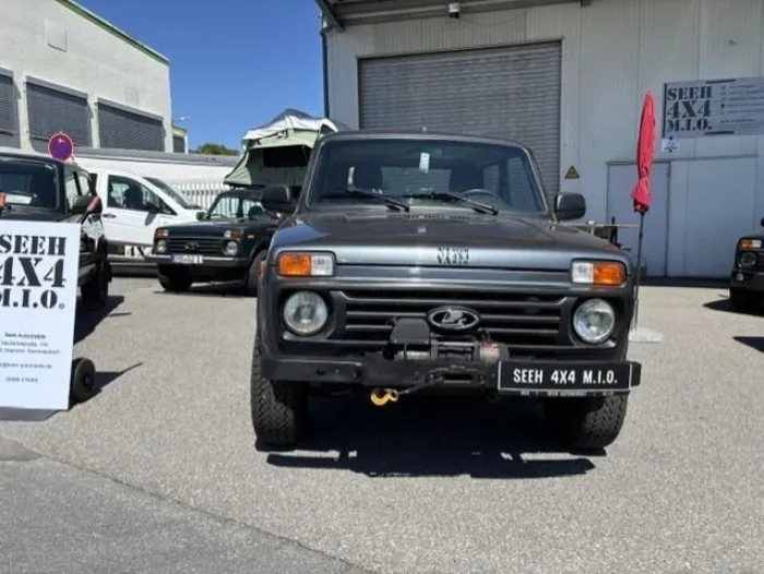 Lada Niva 1.7i 4x4 M.I.O. Winde