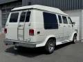 Chevrolet Chevy Van G20 5.7 V8 Tiara komplett gemacht