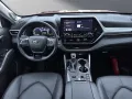 Toyota Highlander Hybrid Luxury 7 SITZER+AHK+LEDER+HuD