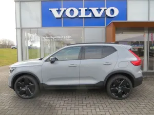 Volvo EX40 Plus Dark SE Ext. Range 360° KAM