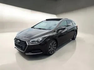 Hyundai i40 1.7 CRDi Premium Leder Sitzbelüft. Panoramad