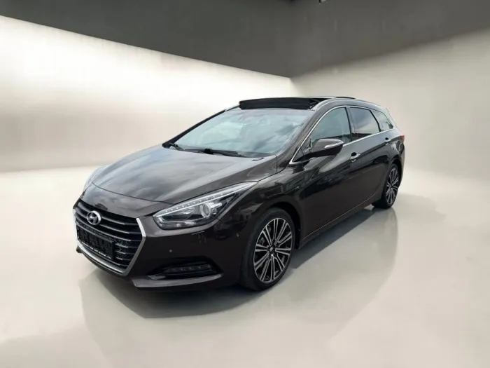 Hyundai i40 1.7 CRDi Premium Leder Sitzbelüft. Panoramad