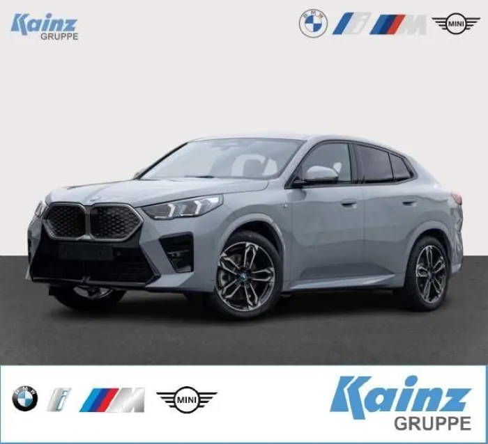 BMW iX2 xDrive30e/M Sport/Innovation/H&K