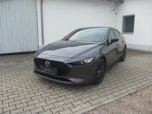 Mazda 3 2.5L e-SKYACTIV G 140ps Homura / Head-Up Displ