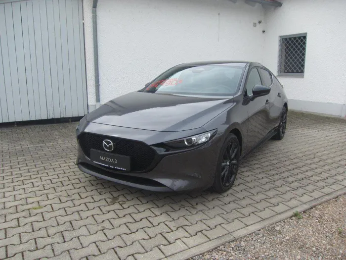 Mazda 3 2.5L e-SKYACTIV G 140ps Homura / Head-Up Displ