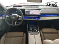 BMW i5 eDrive40 Touring M-Sport Pro - AHK - Driving 