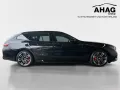BMW i5 eDrive40 Touring M-Sport Pro - AHK - Driving 