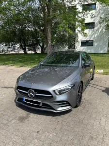 Mercedes-Benz 200