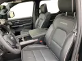Dodge RAM 1500 Laramie Night Premium LPG