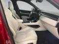 Jaguar R-DYNAMIC 3.0D 300 HP A8 MHEV