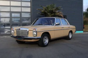 Mercedes-Benz Strich8 W115 Rostfrei/Top Zustand