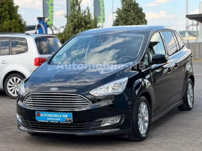 Ford Grand C-Max Titanium Automatik Navi Gepflegt